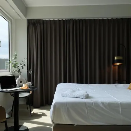Modern Private Room In City Center, Great Value *