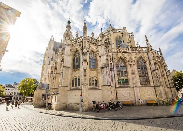 Comfortable In Raamsdonksveer, Free Parking