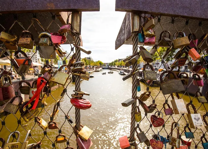 Comfortable In Raamsdonksveer, Free Parking Raamsdonksveer